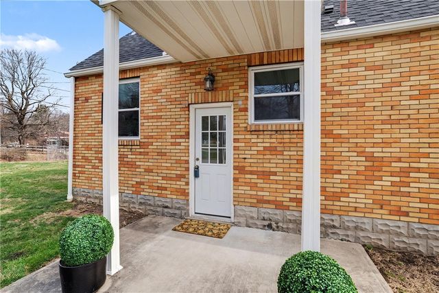 10179 Perry Hwy, Mccandless, PA 15090