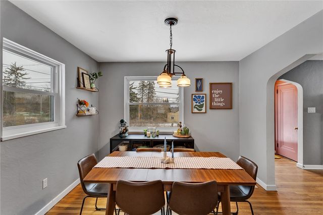 10179 Perry Hwy, Mccandless, PA 15090