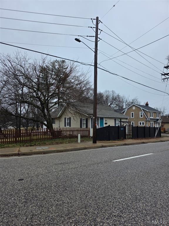 9735 Big Bend Boulevard, St Louis, MO 63122