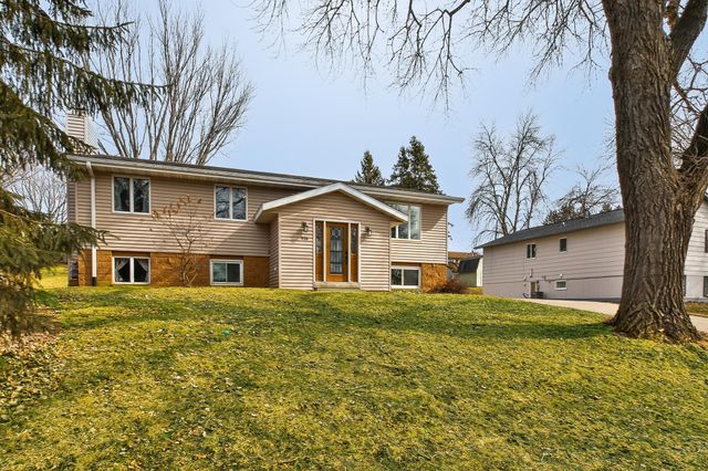 926 Byron Avenue N, Byron, MN 55920