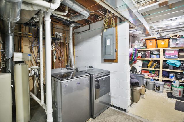 926 Byron Avenue N, Byron, MN 55920