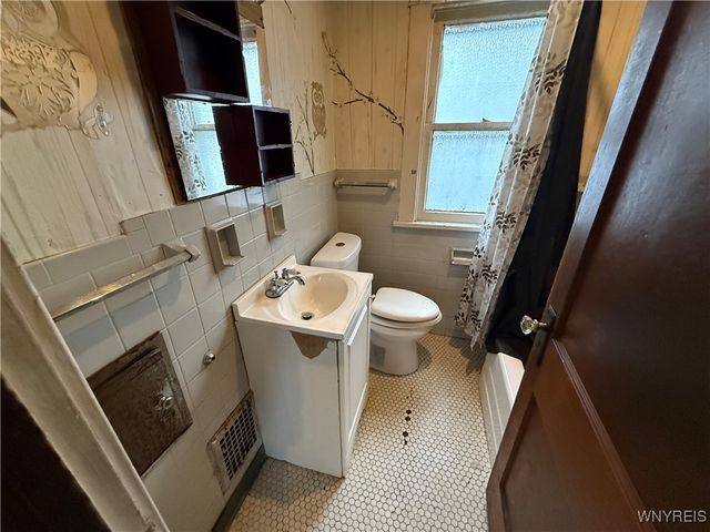 461 Stockbridge Avenue, Buffalo, NY 14215