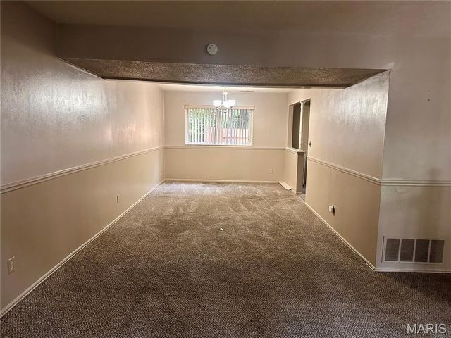 129 Carmel Woods Drive, Ellisville, MO 63021