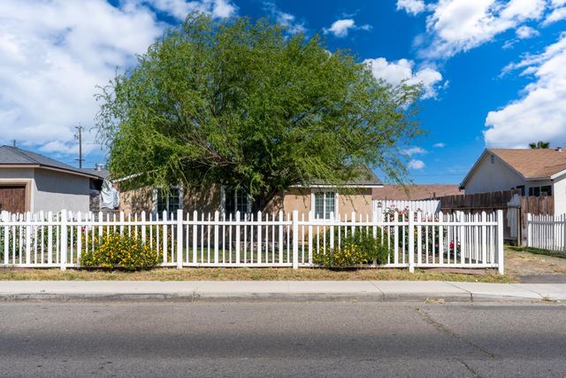 2868 Beachwood Dr, Merced, CA 95348