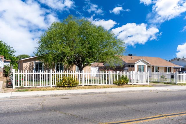 2868 Beachwood Dr, Merced, CA 95348