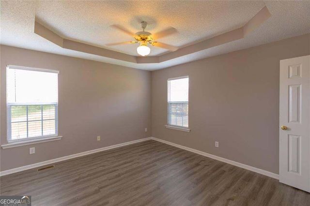 2 Court Crossing, Adairsville, GA 30103