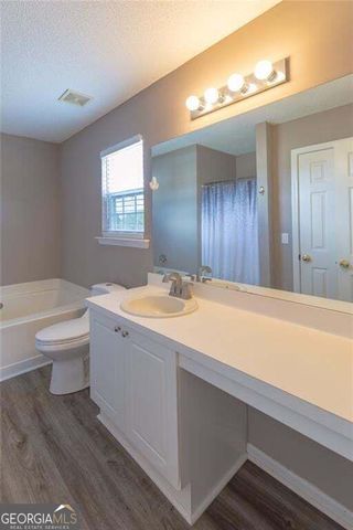 2 Court Crossing, Adairsville, GA 30103