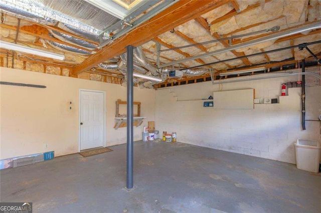 2 Court Crossing, Adairsville, GA 30103