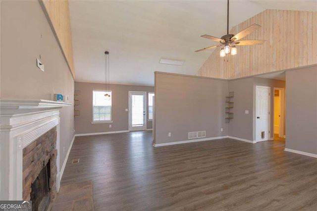 2 Court Crossing, Adairsville, GA 30103