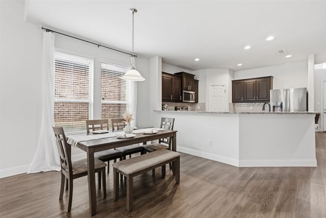320 Hudson Court, Kennedale, TX 76060