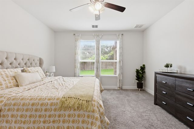 320 Hudson Court, Kennedale, TX 76060