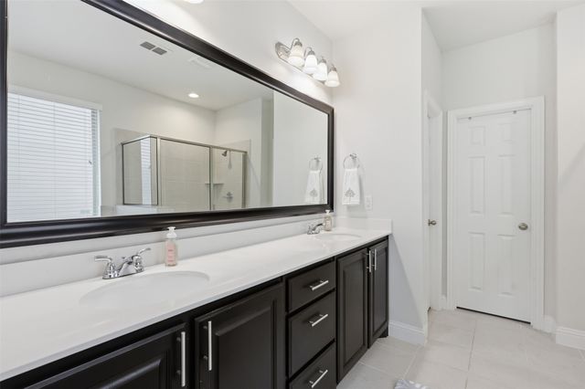 320 Hudson Court, Kennedale, TX 76060