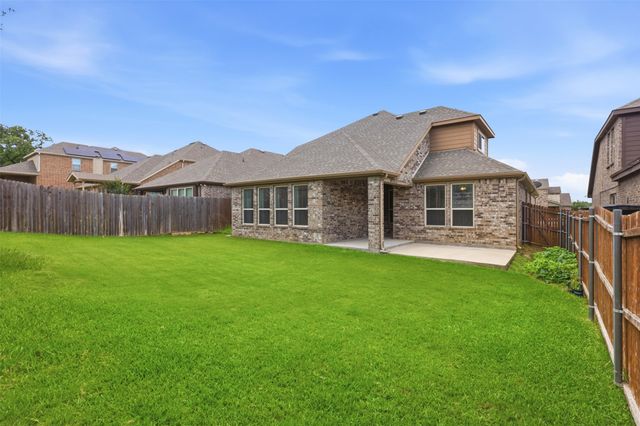 320 Hudson Court, Kennedale, TX 76060