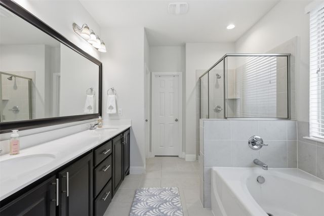 320 Hudson Court, Kennedale, TX 76060