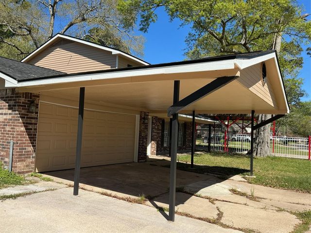 25587 White Oak Lane, Splendora, TX 77372