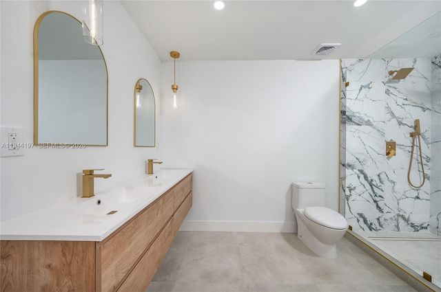 8440 SW 27th Ter, Miami, FL 33155