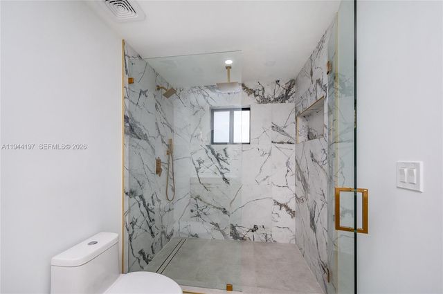 8440 SW 27th Ter, Miami, FL 33155