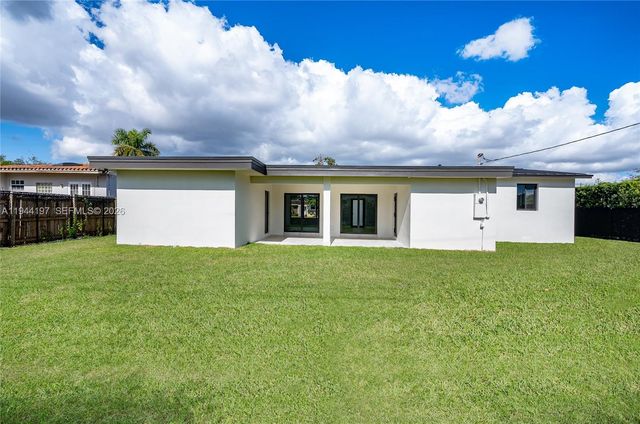 8440 SW 27th Ter, Miami, FL 33155