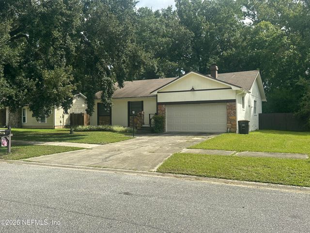 8613 BEECHFERN Lane E, Jacksonville, FL 32244