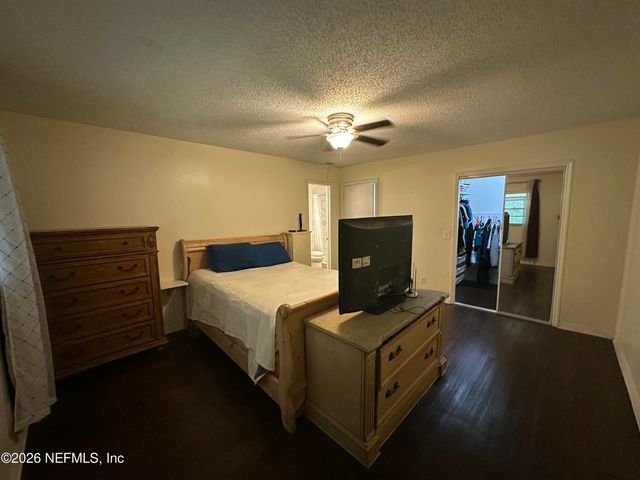 8613 BEECHFERN Lane E, Jacksonville, FL 32244