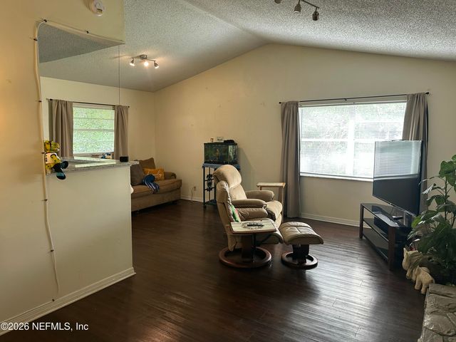 8613 BEECHFERN Lane E, Jacksonville, FL 32244