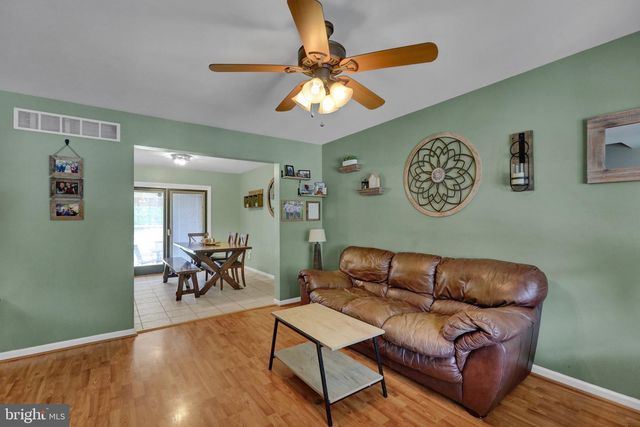 6145 POND VIEW DR, Birdsboro, PA 19508