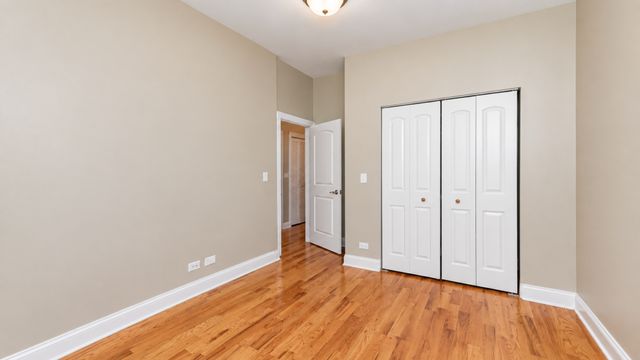 3927 N Clarendon Avenue 1F, Chicago, IL 60613