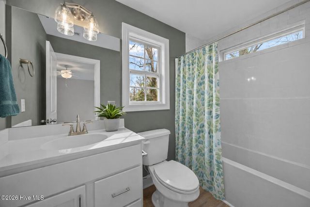 4365 W Pine Street B, Farmville, NC 27828