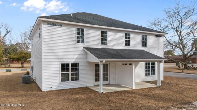 4365 W Pine Street B, Farmville, NC 27828