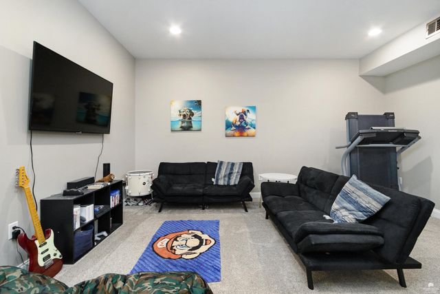 13140 Anthony Drive, St. George, KS 66535