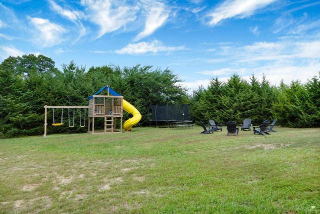 13140 Anthony Drive, St. George, KS 66535