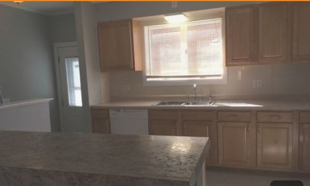 7425 Lake Street, Morton Grove, IL 60053