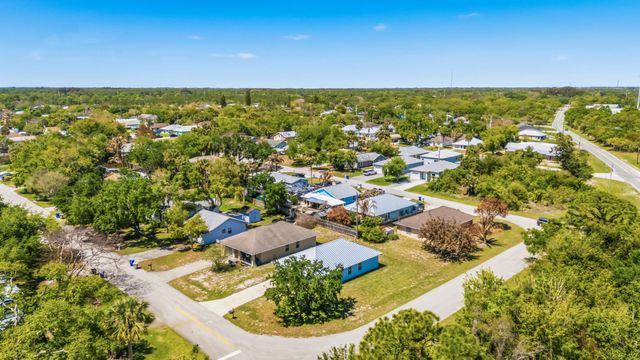 204 SW 14th St Street SW 1, Vero Beach, FL 32962