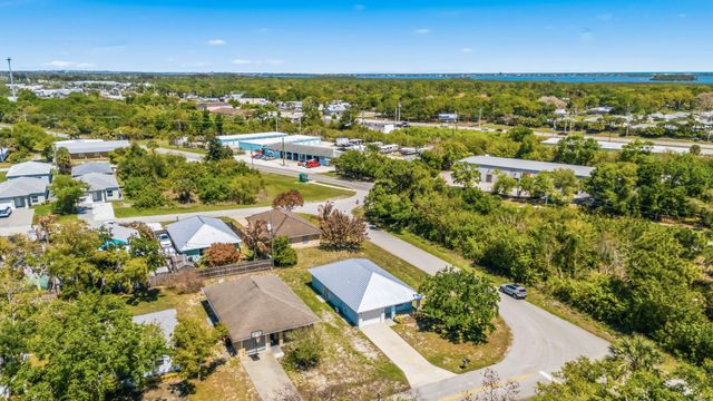 204 SW 14th St Street SW 1, Vero Beach, FL 32962