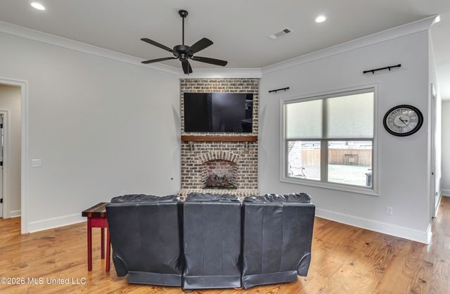 913 Waters Edge, Brandon, MS 39047