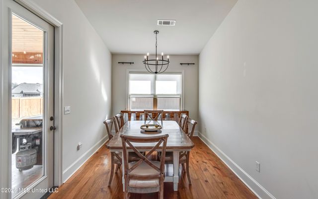 913 Waters Edge, Brandon, MS 39047