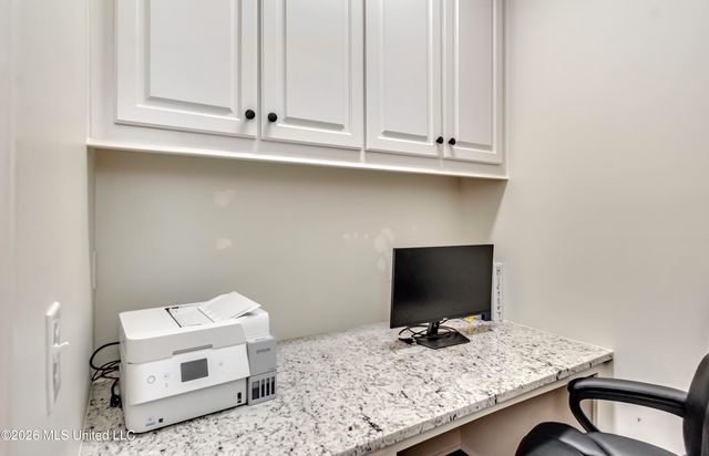 913 Waters Edge, Brandon, MS 39047