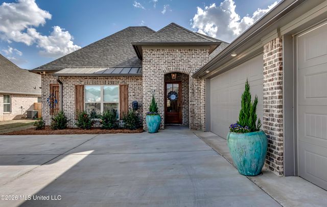 913 Waters Edge, Brandon, MS 39047