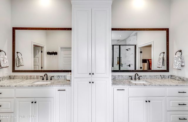 913 Waters Edge, Brandon, MS 39047