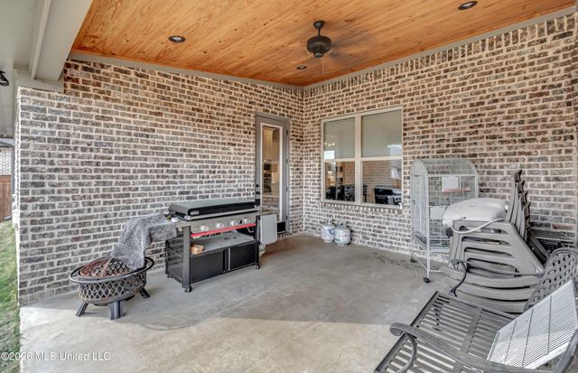 913 Waters Edge, Brandon, MS 39047