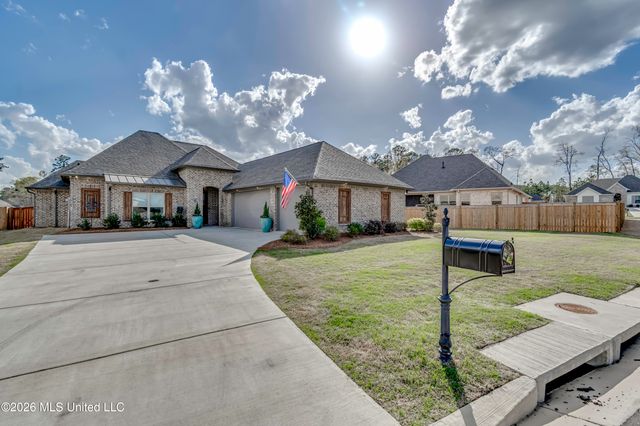 913 Waters Edge, Brandon, MS 39047