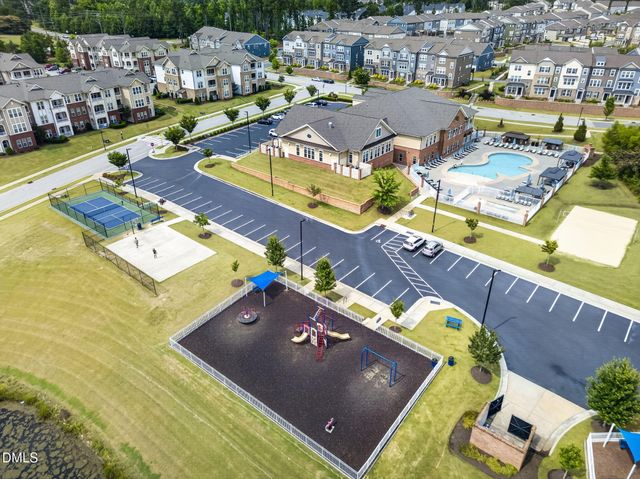 804 Patriot Summit Lane, Apex, NC 27523