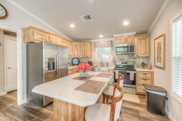 308 Blue Xx W, Livingston, TX 77351