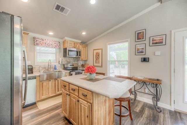 308 Blue Xx W, Livingston, TX 77351