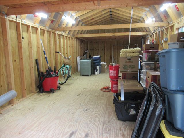 308 Blue Xx W, Livingston, TX 77351