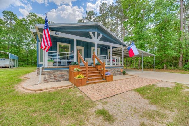 308 Blue Xx W, Livingston, TX 77351
