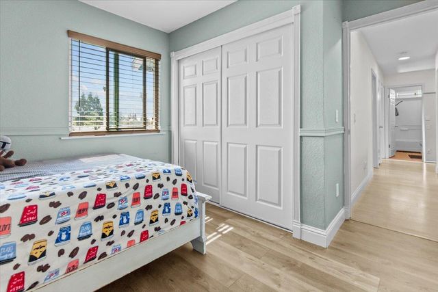 710 Sunflower Dr, Lathrop, CA 95330