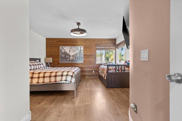 710 Sunflower Dr, Lathrop, CA 95330