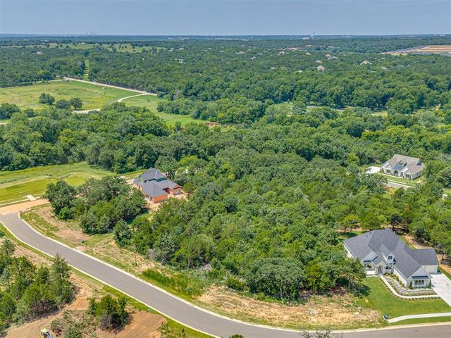 2203 Crossover Court, Edmond, OK 73034