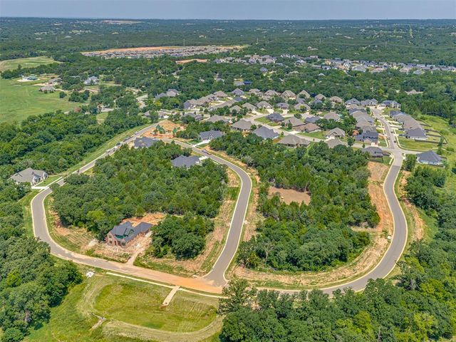 2203 Crossover Court, Edmond, OK 73034